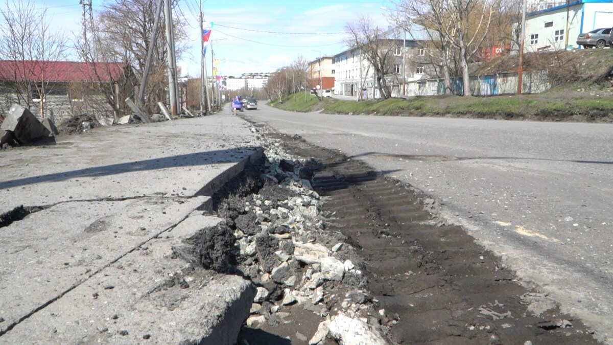 Глава столицы Камчатки: Участок дороги до площади Труда на СРВ будет отремонтирован в этом году